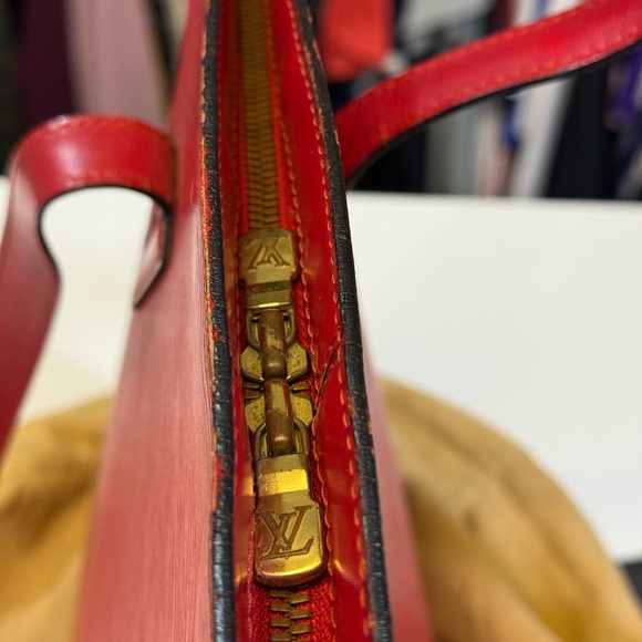 Louis Vuitton Lussac Epi 2way bag - Red Vintage - Picture 6 of 13